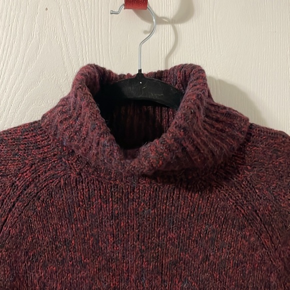 MICHAEL Michael Korse Maroon Turtleneck With Small Logo Size Small - Picture 5 of 9